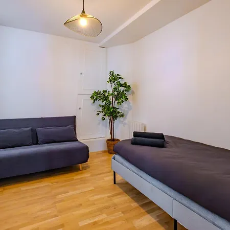 Cosy 6 Guests For Family Parigi
